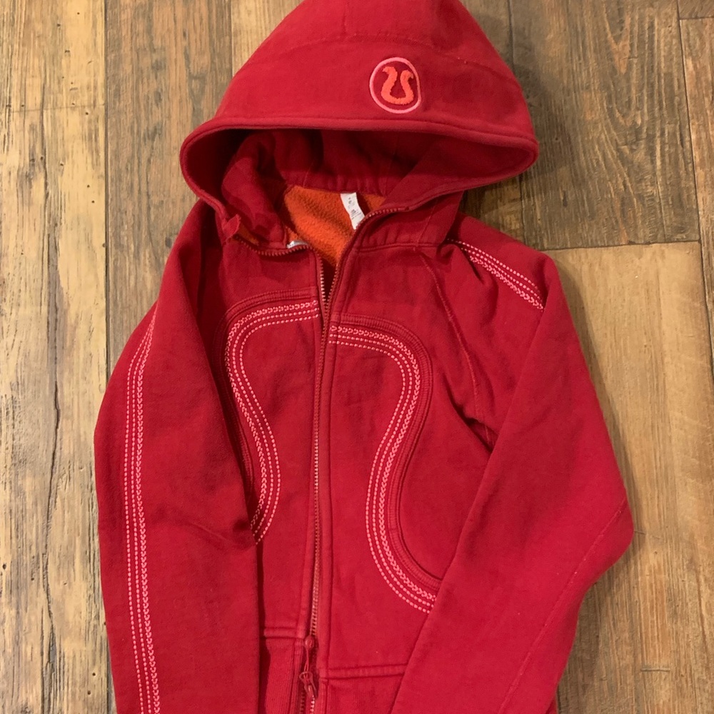 Lululemon sweatshirt jacket